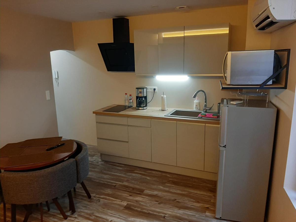 3 Apt T2 Cosy De 40 A 50 M2 Ideal Pour Un Deplacement Pro " Les Iris " Бур-Сент-Андеоль Экстерьер фото